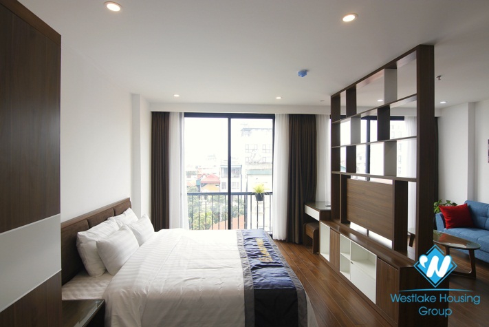 A beautiful shiny studio apartment with sweet balcony for rent on Ba Dinh	